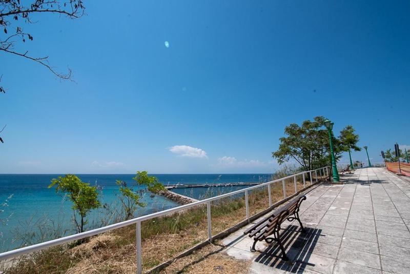 Grcka Reni Greece Beach Penthaus 3 Nea Kallikrateia Dış mekan fotoğraf